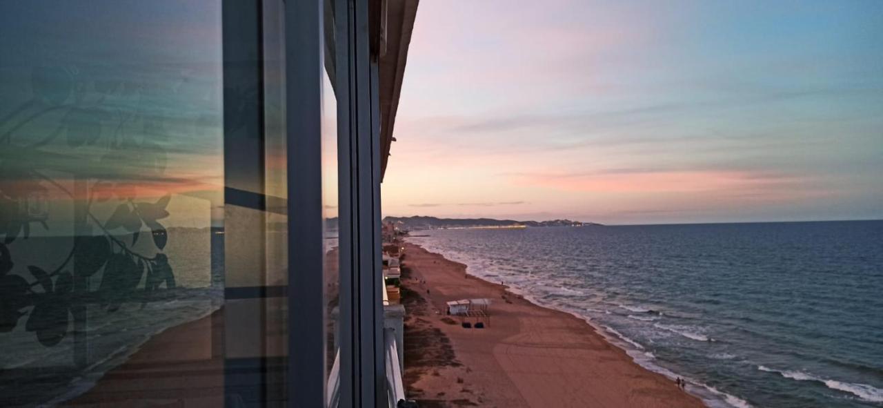 Sunset Room At Front Beach - Habitacion En La Playa Piso Privado Tavernes de la Valldigna Exterior foto